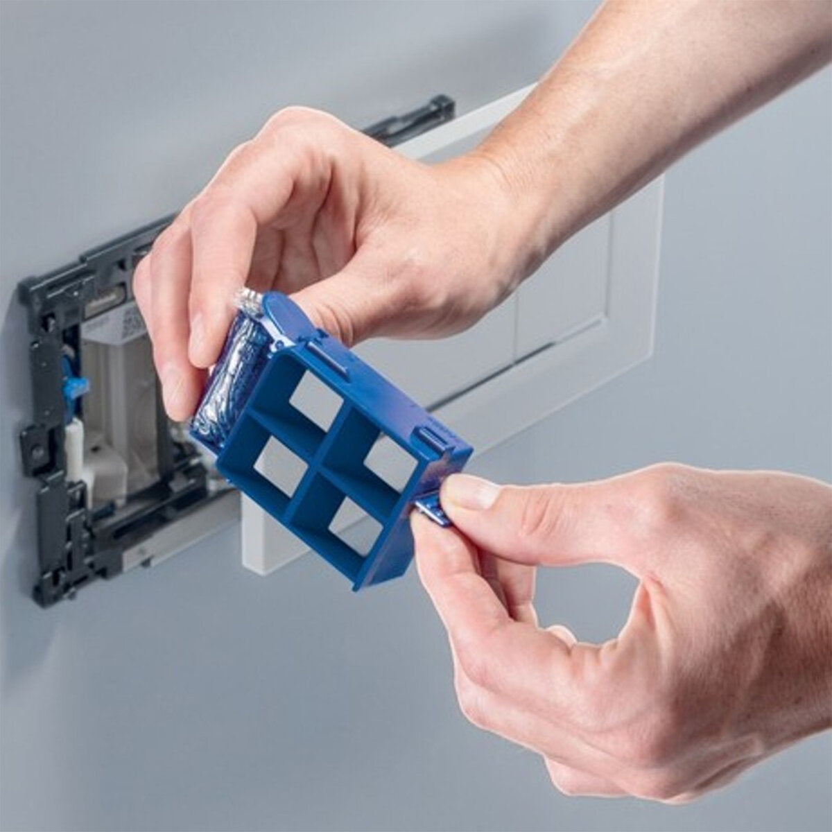 Geberit DuoFresh sanitizing system