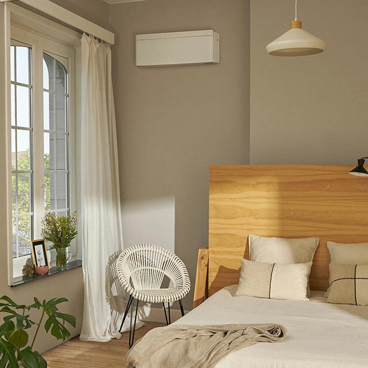 Daikin Stylish White trial split air conditioner 9000+12000+12000 BTU inverter A++ wifi external unit 6.8 kW