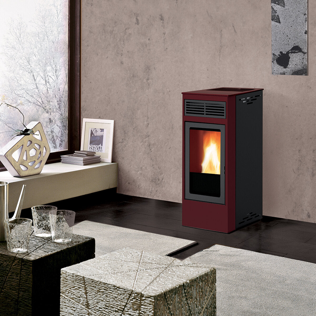 Italiana Camini pellet stove Yulia 7 kW with burgundy air